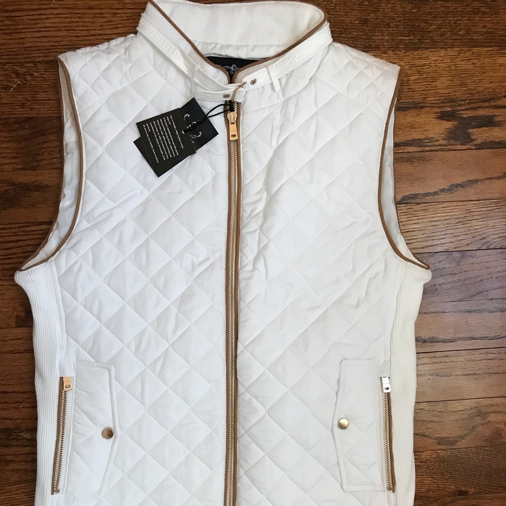 White vest - size L